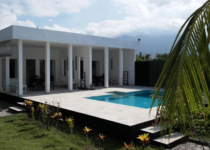 North Bali Beachfront Sanctuary - Wuwei リゾート Tegallengah